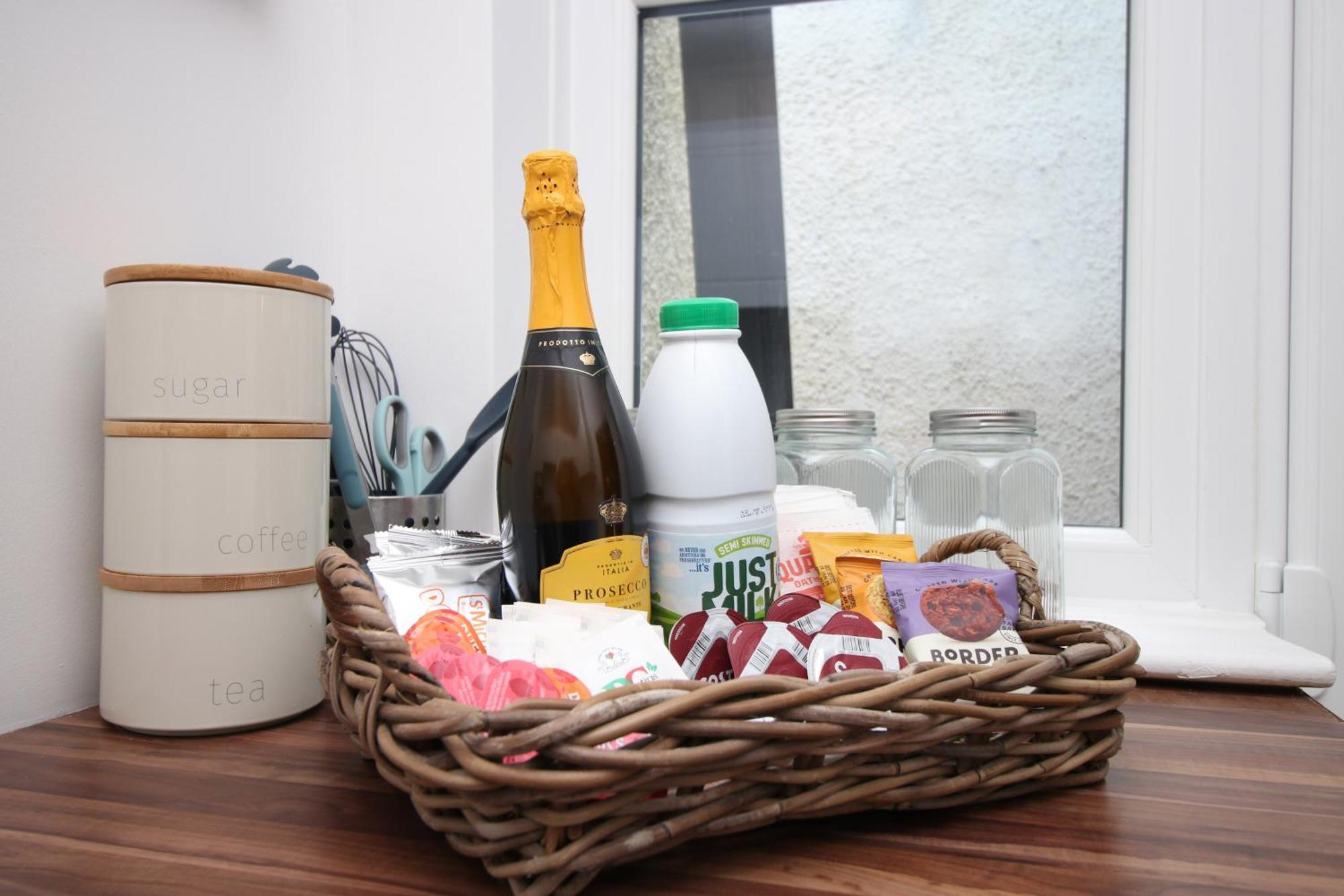 Little Gem In The Mumbles! Fishermans Cottage With Log Burner, Dog Friendly And Welcome Breakfast Hamper! Bagian luar foto