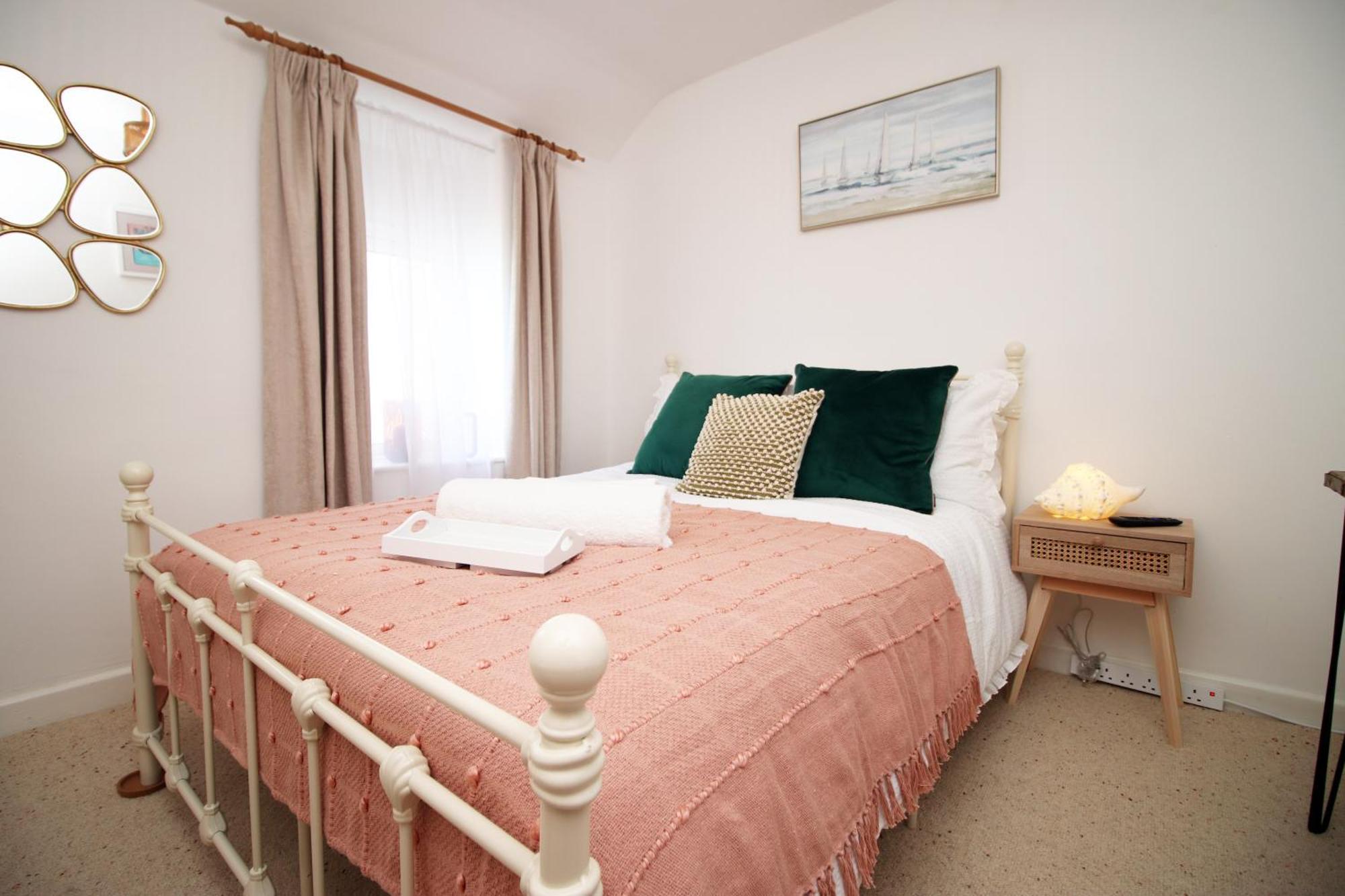 Little Gem In The Mumbles! Fishermans Cottage With Log Burner, Dog Friendly And Welcome Breakfast Hamper! Bagian luar foto