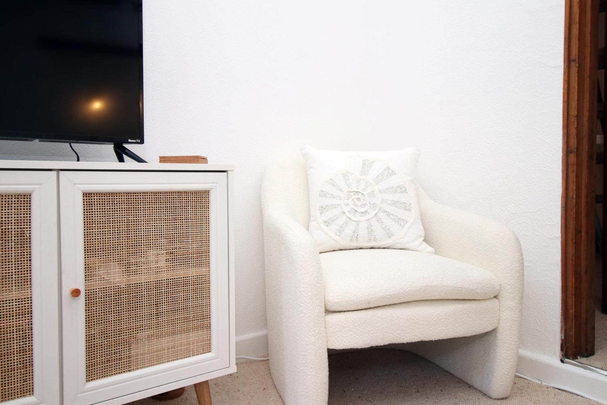 Little Gem In The Mumbles! Fishermans Cottage With Log Burner, Dog Friendly And Welcome Breakfast Hamper! Bagian luar foto